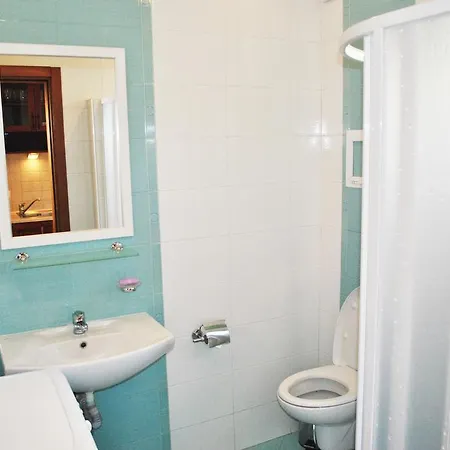 Saint Marina Private