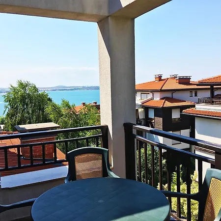 Saint Marina Private *